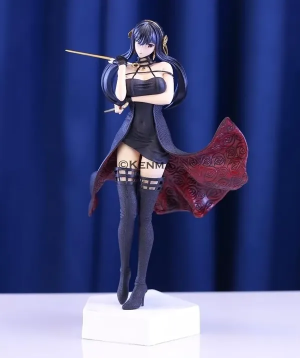 Spy_X_Family_Yor_Forger_Assassin_Action_Figure_|_Statue_Doll_Model_Collection_Decora_Room_Pvc_Anime_Figurine_(30_Cm)