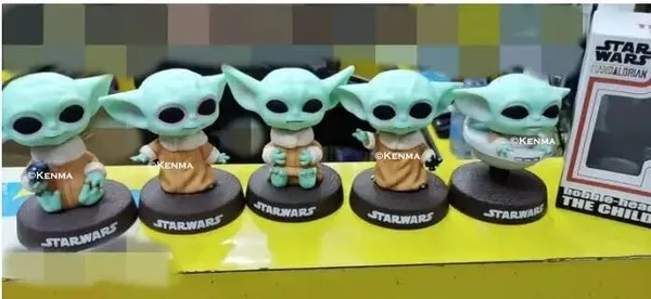 Star_Wars_Mandalorian_Baby_Yoda_With_Ball_Bobblehead_Action_Figure_Bobble_Head_Pvc_Figurine_Toy_Model_D_(12L_X_12W_X_15H_Cm)