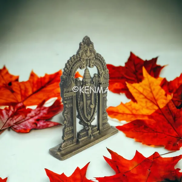 Lord_Tirupati_Balaji_Brass_Colour_Idol_Figure_For_Desk_Table_&_Car_Dashboard_Metal_Figure_Accessory_Figurine_Model_6_(6.5_Cm)
