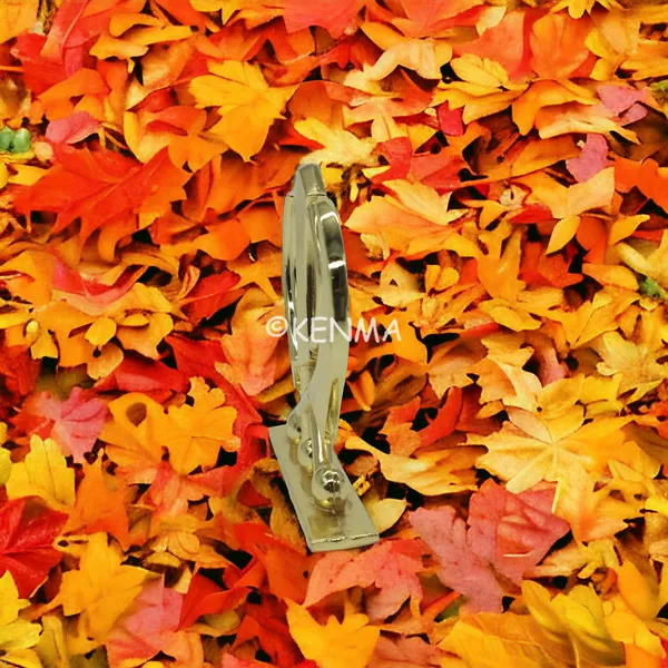 Sikh_Religious_Symbol_Khanda_Sahib_Golden_Idol_Figure_For_Desk_Table_&_Car_Dashboard_Metal_Figure_Accessory_Figurine_Model_4_(6.5_Cm)