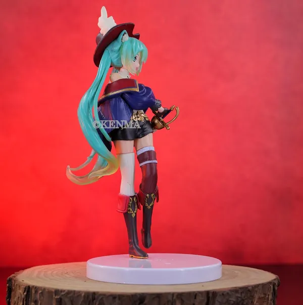 Hatsune_Miku_Figure_Puss_In_Boots_Miku_Anime_Action_Figure_Pvc_(18_Cm)