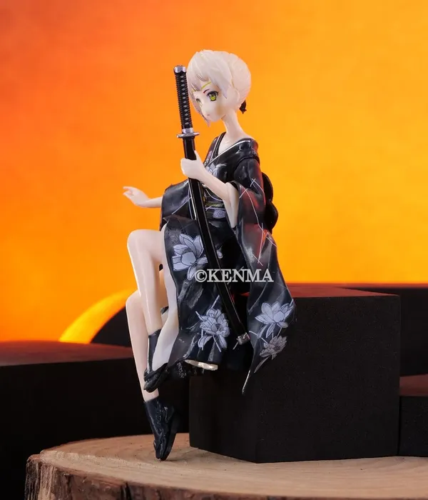 Kasugano_Sora_Figure_Anime_Black_Dress_Model_Replaceable_Hand_Props_(C_Fan+Sword)_Pvc_(14_Cm)