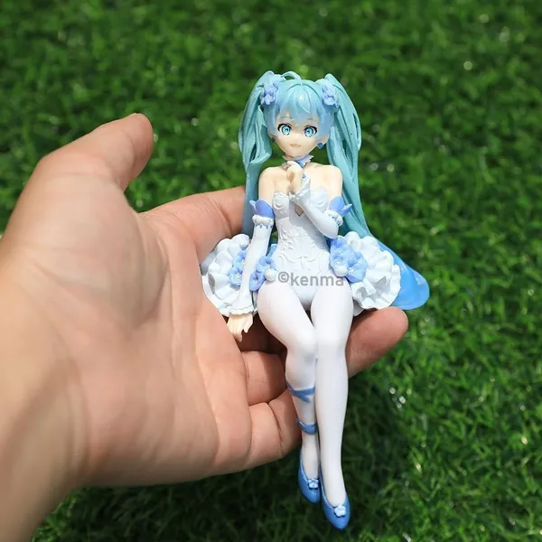Hatsune_Miku_-_Fairy_Nemophila_Noodle_Stopper_Action_Figure_Pvc_Figurine_Model_Xy_Pvc