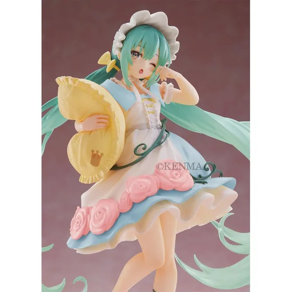 Hatsune_Miku_(Sleeping_Beauty_Ver.)_Wonderland_Figure_Pvc_(20_Cm)