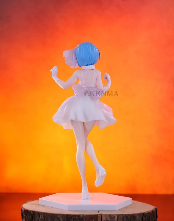 Re_Zero_Starting_Life_In_Another_World_Rem_Figure_Model_Zy_Pvc_(24_Cm)