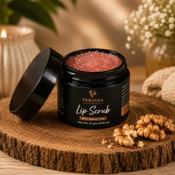Versana_Ayurveda_Walnut_Grits_Lip_Scrub