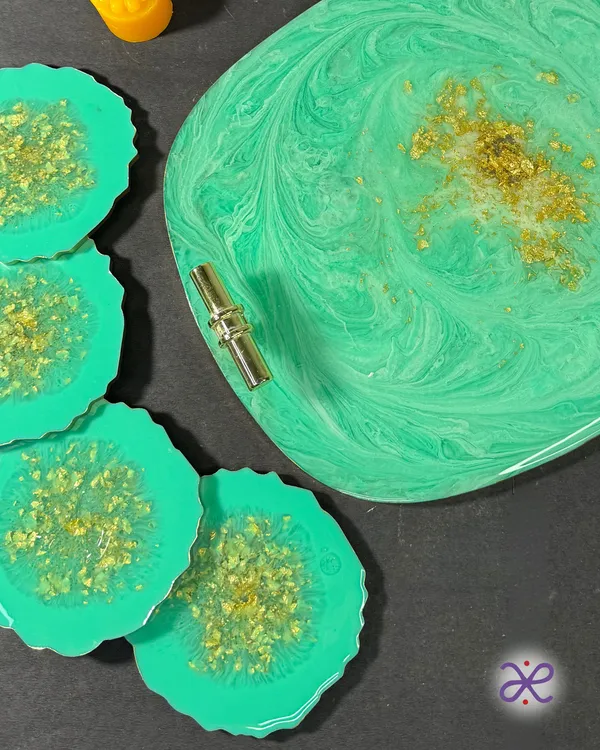 Green_Swirl_Tray_And_Coaster_Set_4_pc