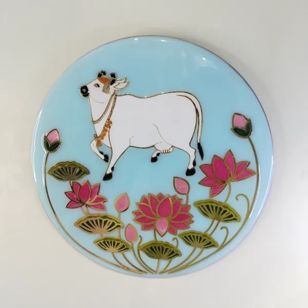 White_Cow_Design_Resin_Art_Wall_Art_For_Home_&_Office_Decoration