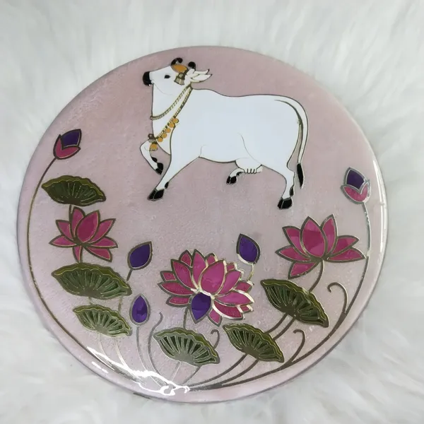 White_Cow_Design_Resin_Art_Wall_Art_For_Home_&_Office_Decoration