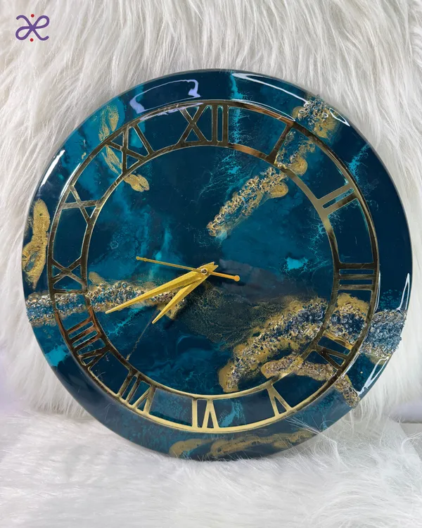Aqua_Luxe_Wall_Clock