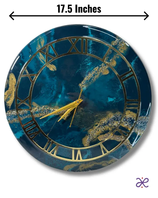 Aqua_Luxe_Wall_Clock