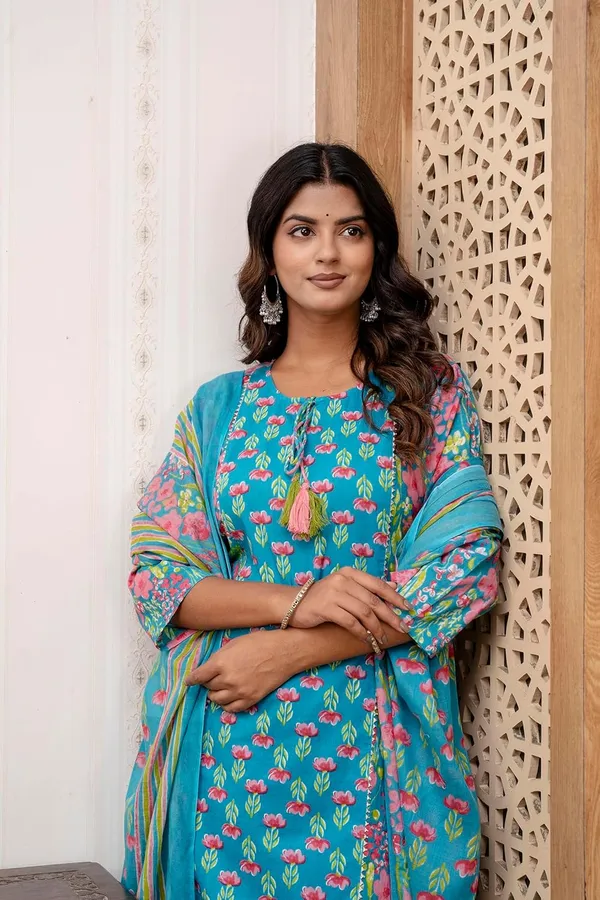 Blue_Pure_Cotton_Floral_Printed_Kurta_Set_With_Dupatta_&_Palazzo_Pants