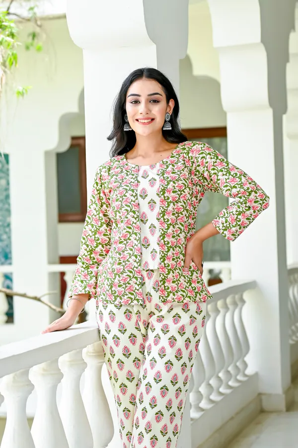 Off-White_Floral_Printed_Pure_Cotton_Co-Ord_Set_For_Women