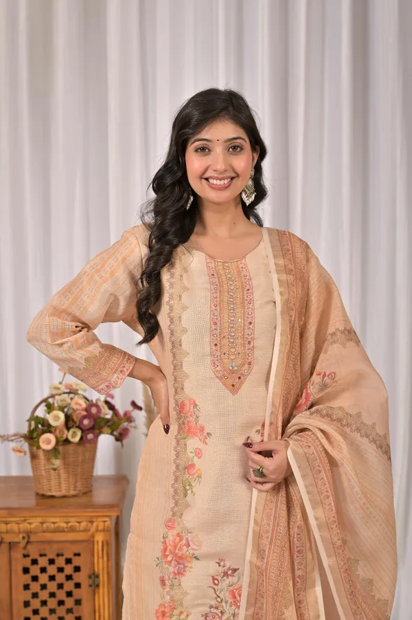 Women_Floral_Printed_Mirror_Work_Shimmer_Straight_Kurta_Set