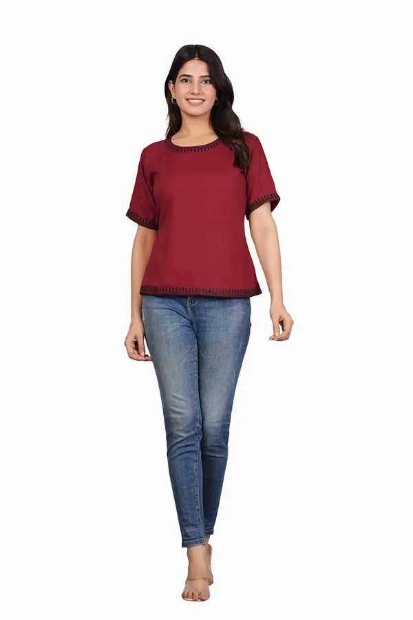 Embroidered_Round_Neck_Tunic_for_Women
