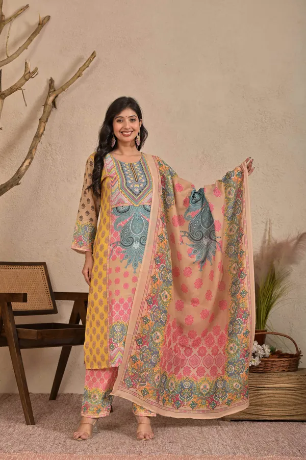 Women_Abstract_Printed_Straight_Shimmer_Kurta_with_Trousers_&_Dupatta