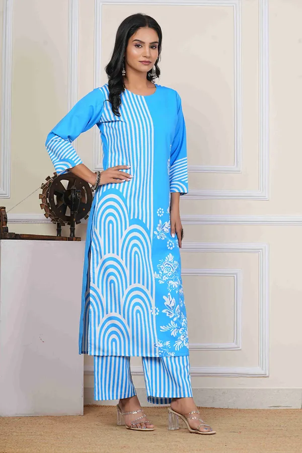 Women_Silk_Blend_Striped_Printed_Straight_Kurta_with_Trousers