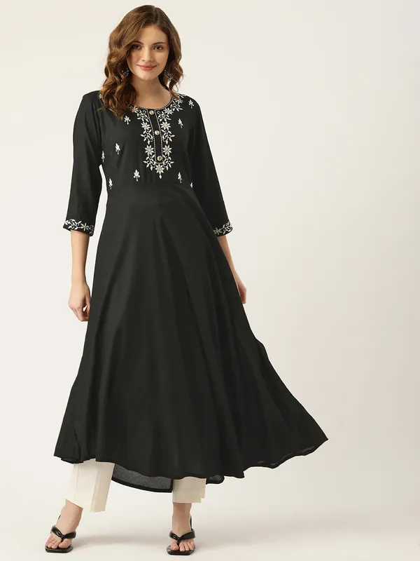 Black_Rayon_Kurta_For_Women