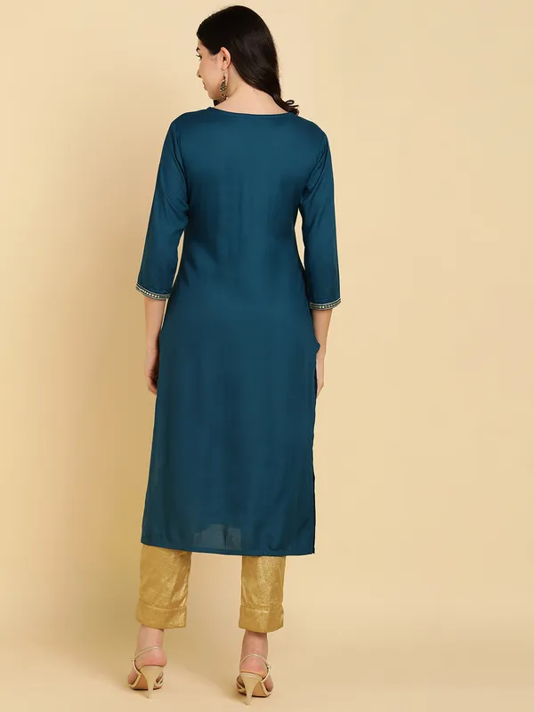 Teal_Blue_Rayon_Kurta_For_Women