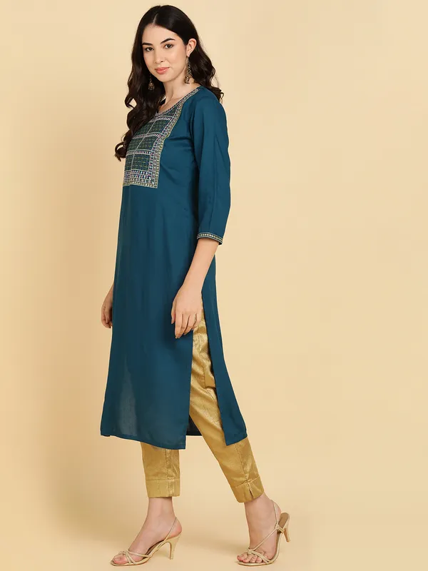Teal_Blue_Rayon_Kurta_For_Women