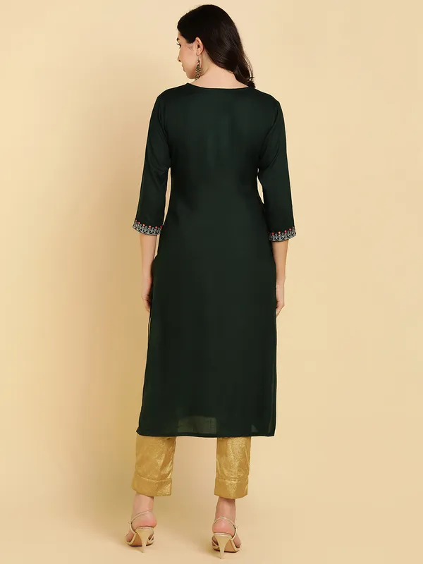 Green_Rayon_Kurta_For_Women