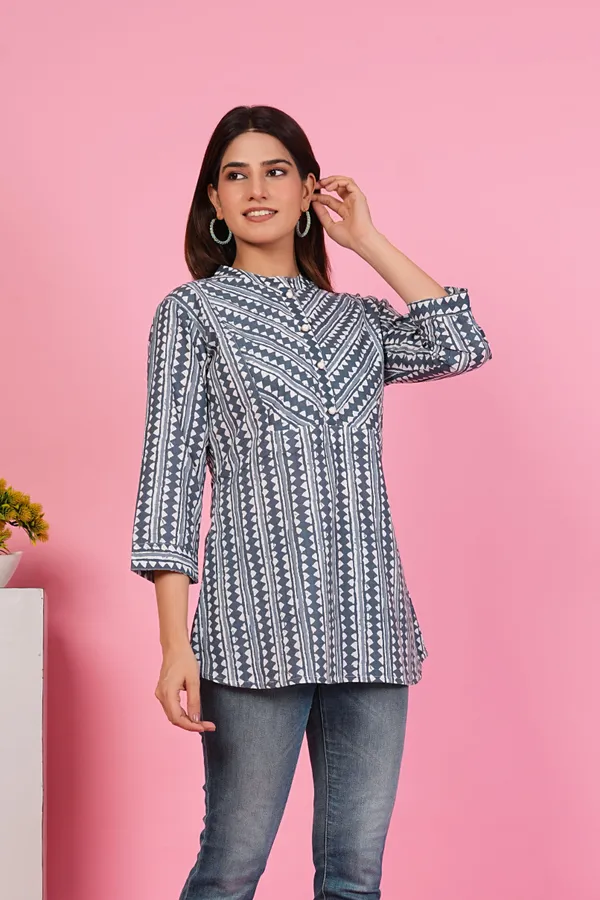 Geometric_Printed_Mandarin_Collar_Tunic_for_Women