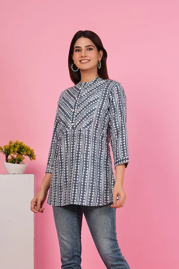 Geometric_Printed_Mandarin_Collar_Tunic_for_Women