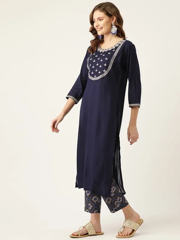 Blue_Rayon_Kurta_Set_For_Women
