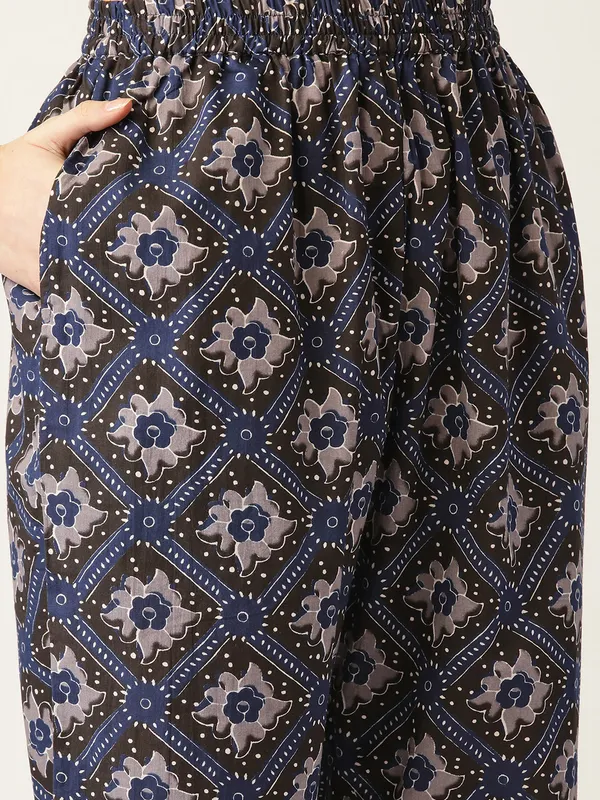 Blue_Rayon_Kurta_Set_For_Women