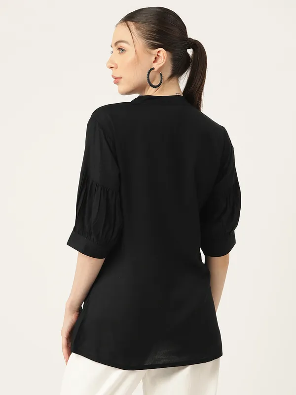 Black_Rayon_Collar_Regular_Fit_Tops_&_Tunics_For_Women
