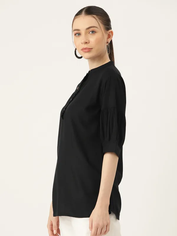 Black_Rayon_Collar_Regular_Fit_Tops_&_Tunics_For_Women