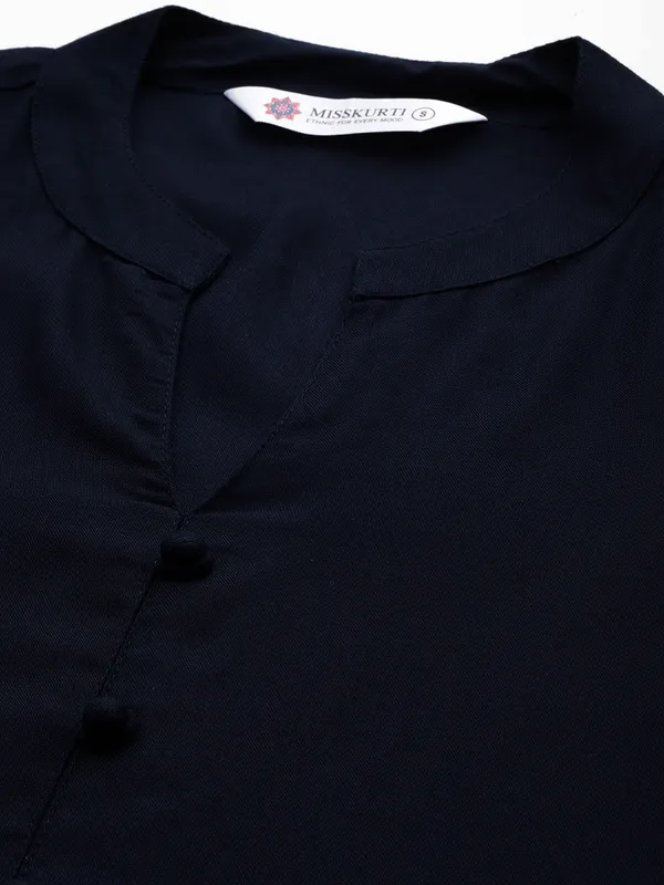 Black_Rayon_Casual_Regular_Fit_Tops_&_Tunics_For_Women