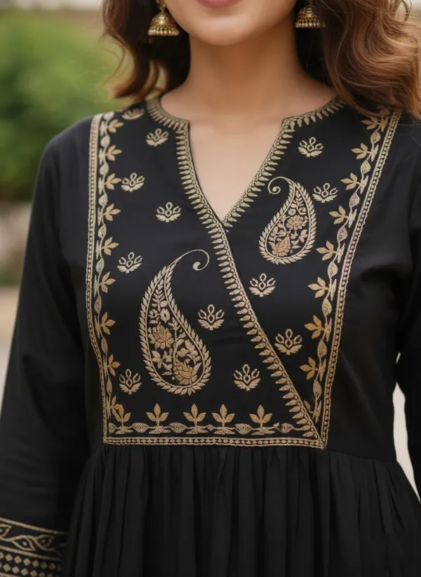 Women_Black_&_Golden_Floral_Embroidered_Anarkali_Kurta