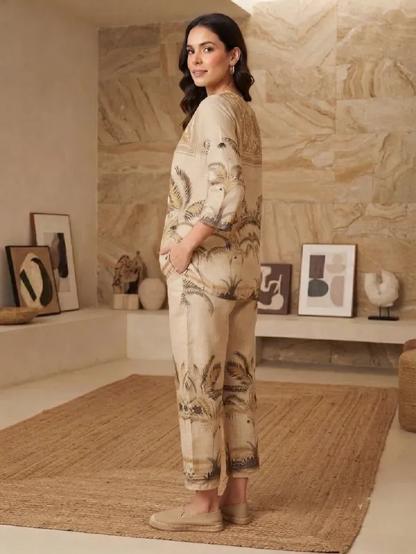 Women_Digital_Printed_Shimmer_Top_with_Trousers_Co-Ord_Set