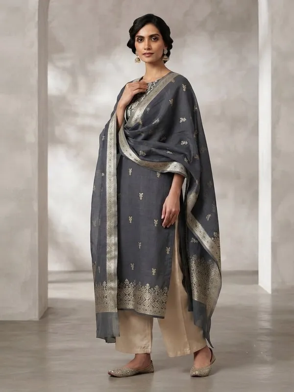 Women_Ethnic_Motifs_Printed_Chanderi_Jacquard_Kurta_Palazzos_&_Dupatta