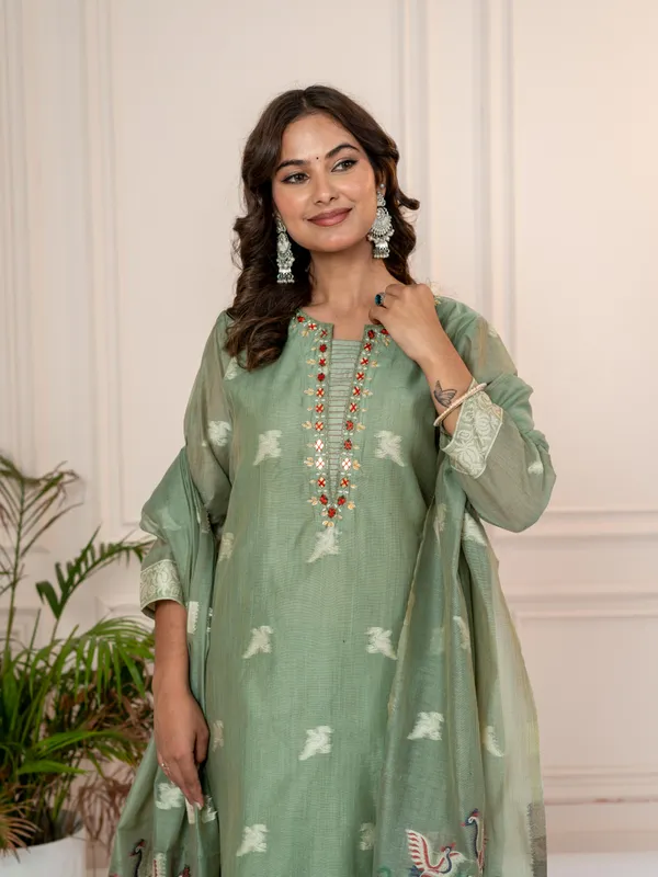 Women_Ethnic_Motifs_Printed_Mirror_Work_Kurta_Set_with_Trousers_&_Dupatta