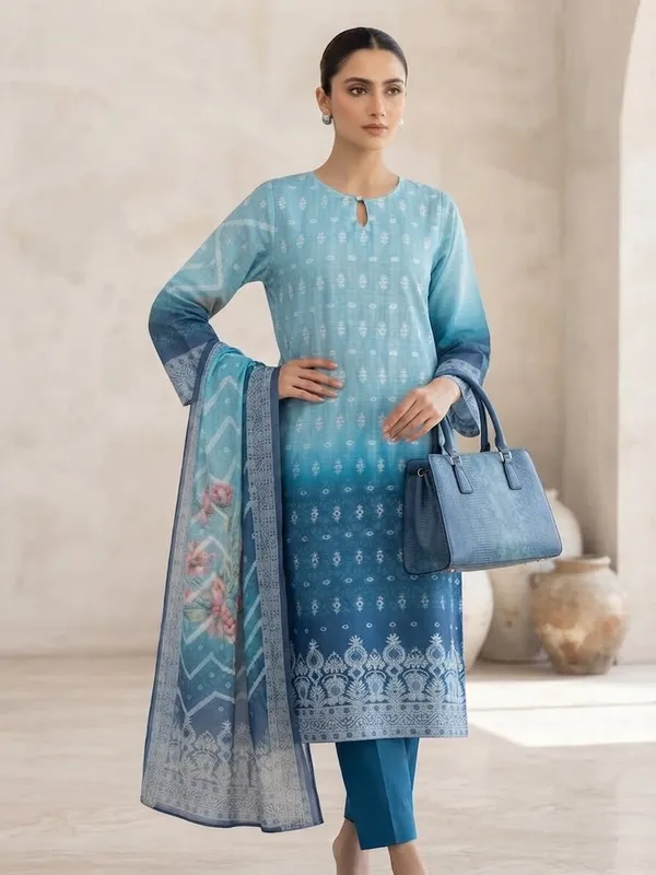 Women_Ethnic_Motifs_Printed_Regular_Kurta_Set_with_Trousers_&_Dupatta