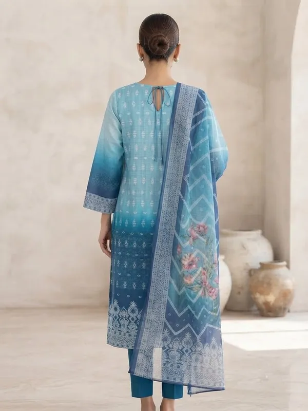 Women_Ethnic_Motifs_Printed_Regular_Kurta_Set_with_Trousers_&_Dupatta