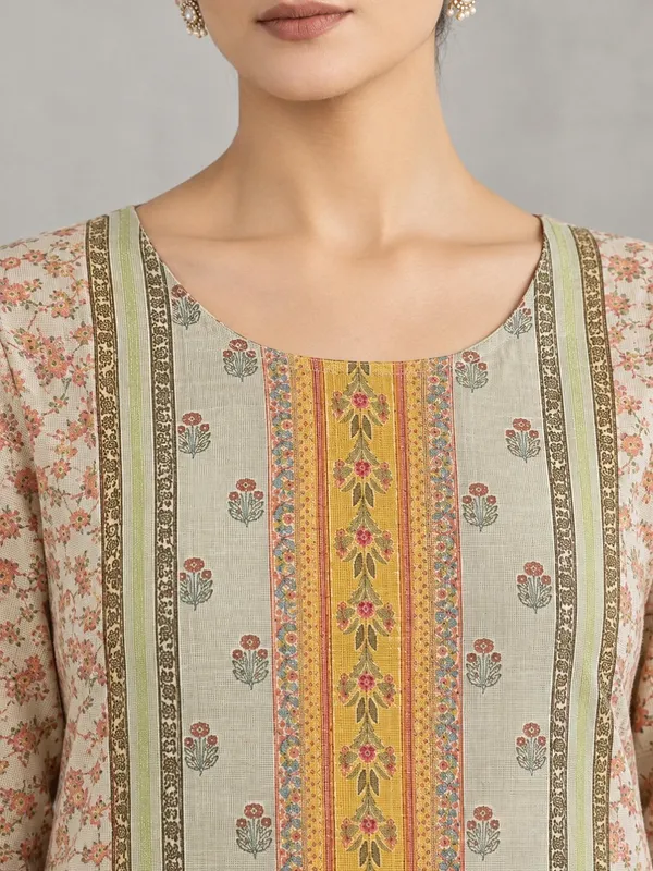 Women_Ethnic_Motifs_Printed_Regular_Tunic_with_Trouser_Co-Ord_Set