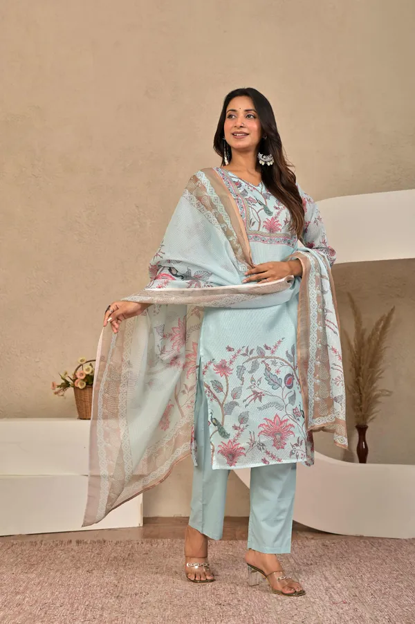 Women_Ethnic_Motifs_Printed_V-Neck_Straight_Kurta_Trousers_&_Dupatta_Set