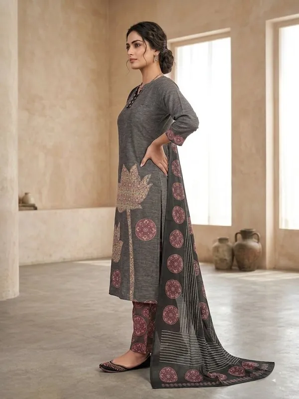 Women_Floral_Print_Kurta_Trousers_&_Dupatta_Set_|_3-Piece_Ethnic_Set