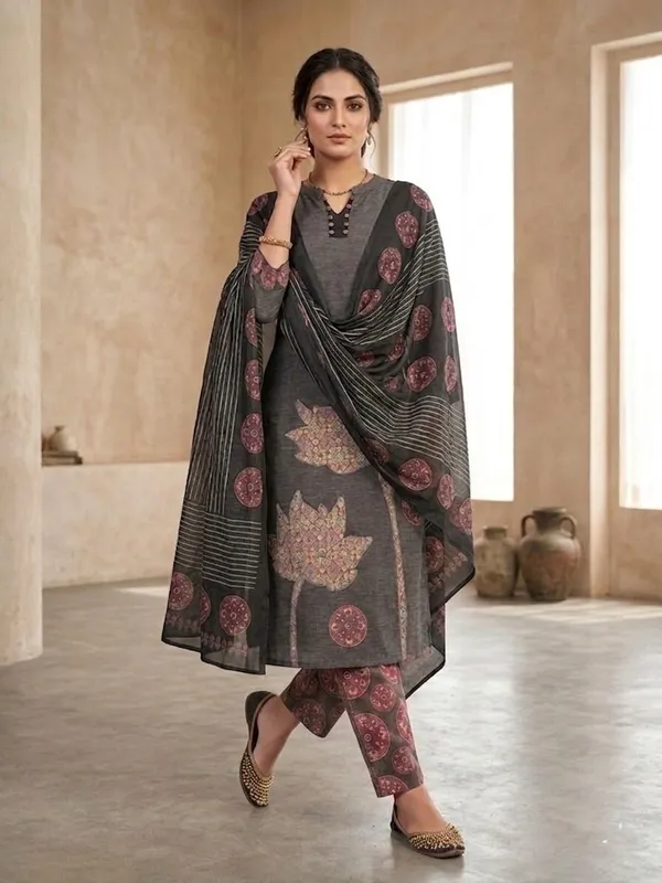 Women_Floral_Print_Kurta_Trousers_&_Dupatta_Set_|_3-Piece_Ethnic_Set