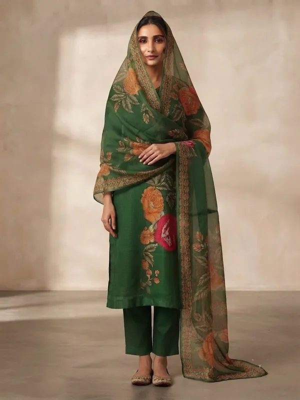 Women_Floral_Print_V-Neck_Kota_Doria_Kurta_Trouser_&_Dupatta_Set