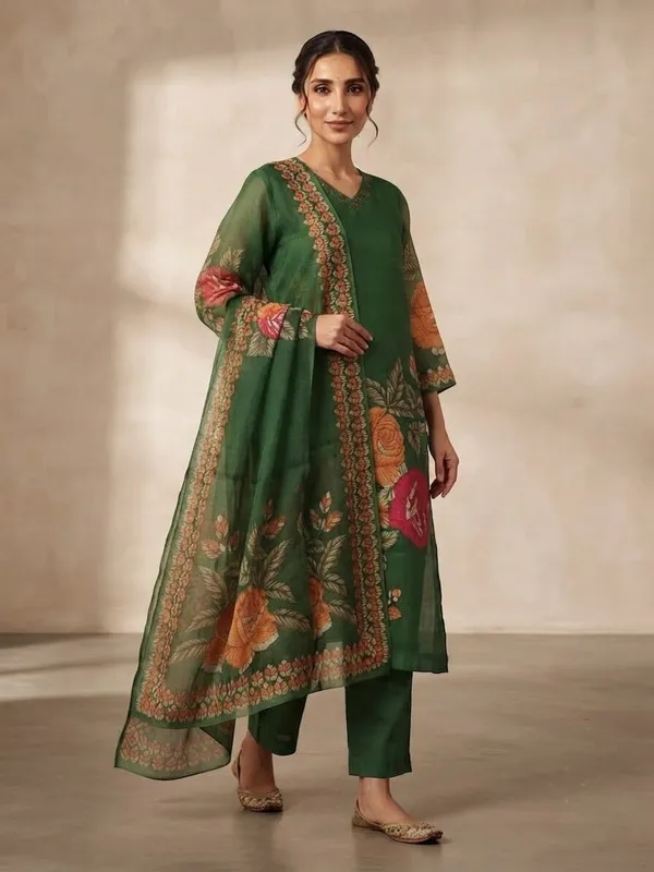 Women_Floral_Print_V-Neck_Kota_Doria_Kurta_Trouser_&_Dupatta_Set