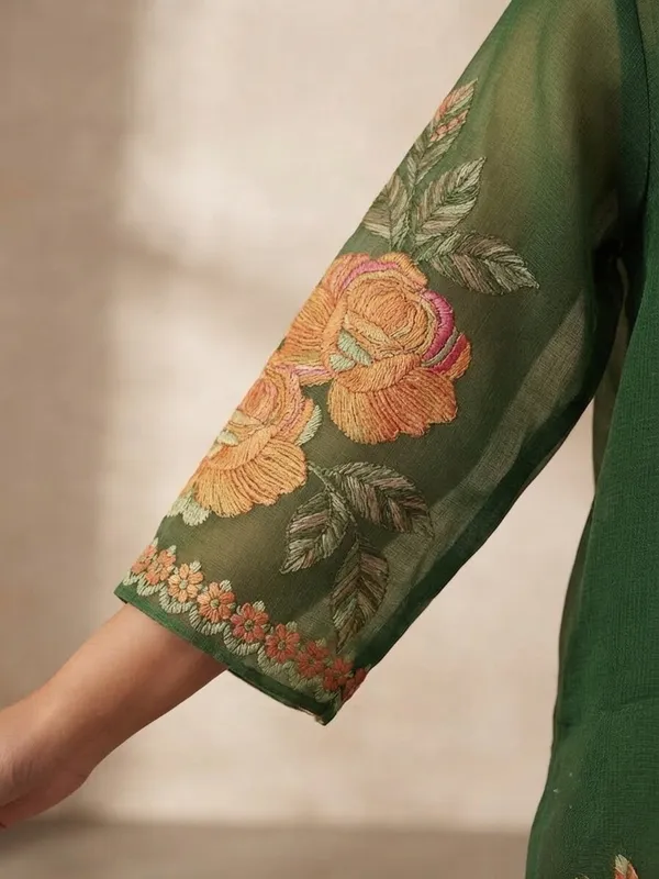 Women_Floral_Print_V-Neck_Kota_Doria_Kurta_Trouser_&_Dupatta_Set
