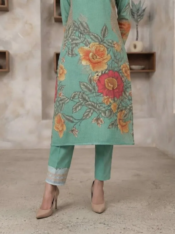 Women_Floral_Printed_Hand_Work_Regular_Kurta_with_Trousers_&_Dupatta