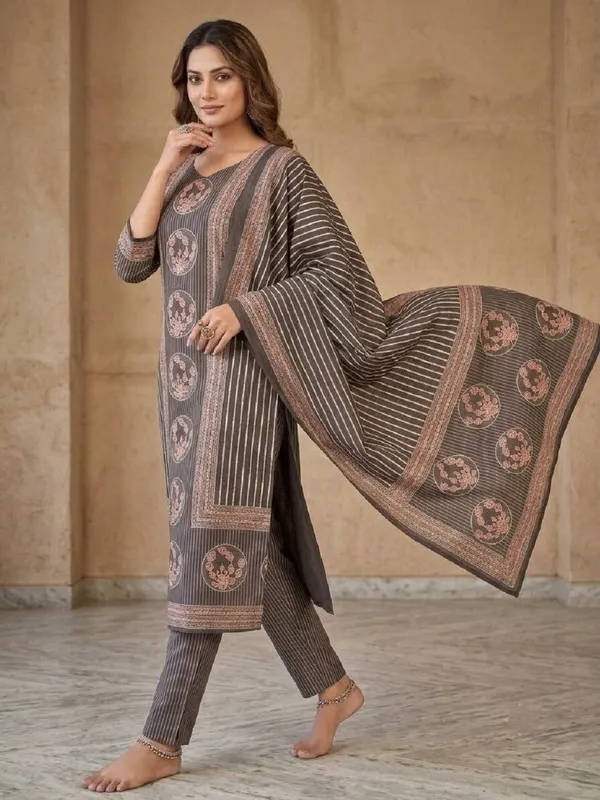 Women_Floral_Printed_Regular_Kurta_with_Palazzos_&_Dupatta