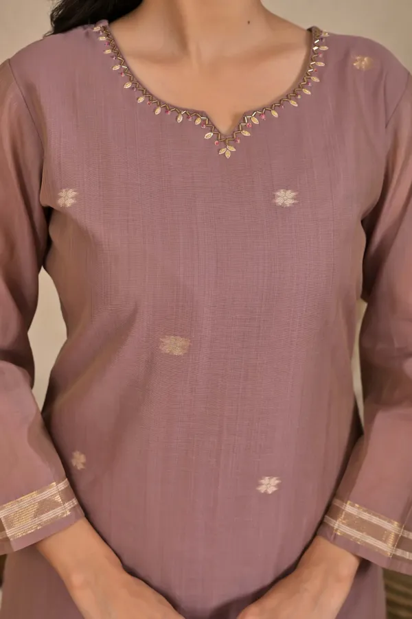 Women_Floral_Printed_Round_Neck_Hand_Work_Kurta_with_Trousers_&_Dupatta