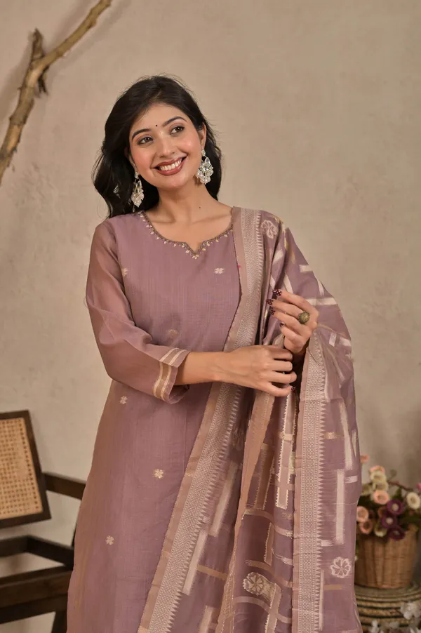 Women_Floral_Printed_Round_Neck_Hand_Work_Kurta_with_Trousers_&_Dupatta