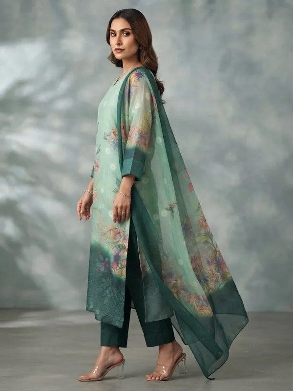 Women_Floral_Printed_Straight_Kurta_with_Trousers_&_Dupatta